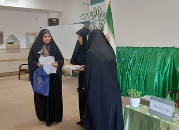 تجلیل از طلاب برتر مدرسه علمیه فاطمیه محلات