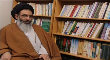غفلت از اندیشه‌های امام خمینی(ره)، حوزه‌های علمیه را از مسیر تمدن‌سازی دور می‌کند