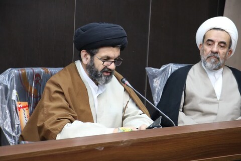 تصاویر| نشست مراکز حوزوی اصفهان با آیت الله اراکی