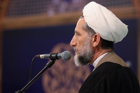 تصاویر / آئین اختتامیه دومین جشنواره تلاوت‌های تقلیدی کشور با حضور نماینده ولی فقیه در استان قزوین