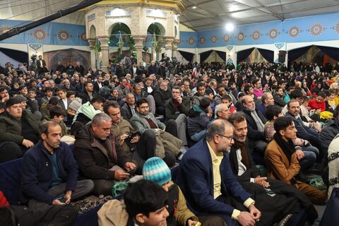 تصاویر / آئین اختتامیه دومین جشنواره تلاوت‌های تقلیدی کشور با حضور نماینده ولی فقیه در استان قزوین