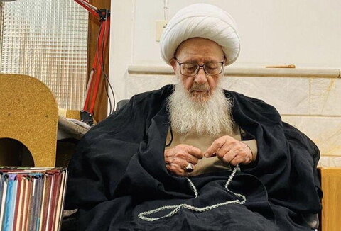 جو شخص خدا پر توکل اور بھروسہ کرے تو اللہ اس کے تمام امور میں کافی ہوتا ہے