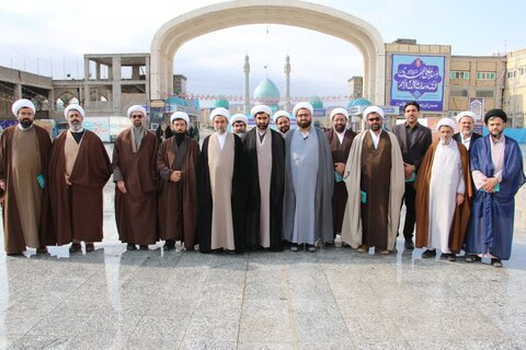 تصاویر| سفر مدیران مدارس علمیه اصفهان به قم و دیدار با علما