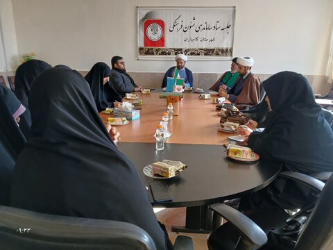 تصاویر/ برگزاری دوره تدبر در قرآن با موضوع الگوهای قرآنی در شهرستان کامیاران