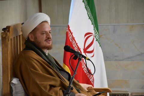 تصاویر/ جلسه تفسیر قرآن کریم در شهرستان خوی