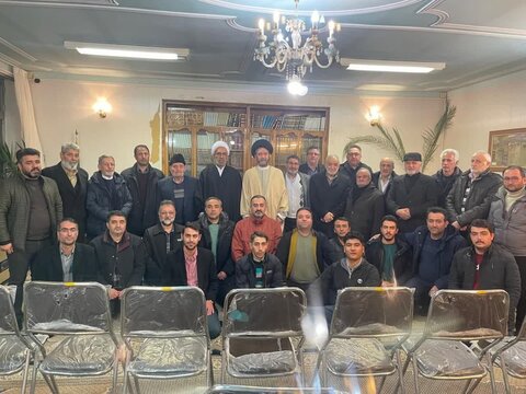 دیدار اهالی محلات با نماینده ولی فقیه در استان اردبیل