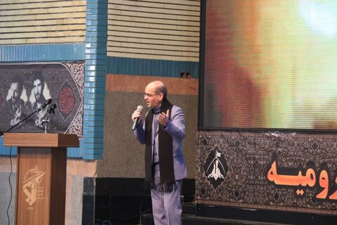 تصاویر/ مراسم بزرگداشت یاد و خاطره شهدای بدر و خیبر در ارومیه