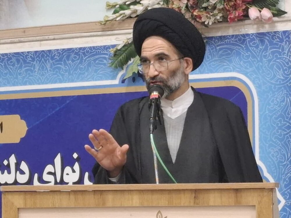 ائمه جماعات مساجد پاسخ شبهات جوانان را بدهند