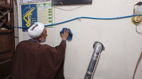 تصاویر/ غبارروبی مسجد جامع تنگ ارم