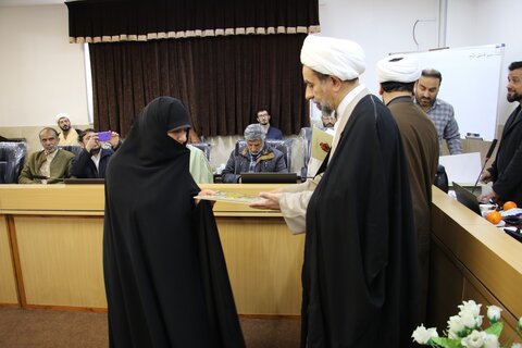 تصاویر| اختتامیه نهمین جشنواره فرهنگی- هنری حوزه علمیه اصفهان