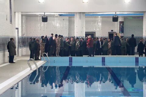 تصاویر/افتتاح بزرگ‌ترین استخر غرب کشور در اراک