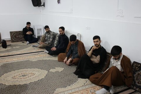 جلسه دورهمی مدیریت و کادر مدرسه علمیه بیجار با طلاب
