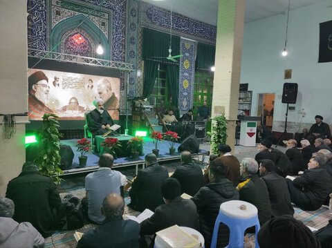 تصاویر / مراسم انس با قرآن بیاد  شهدای مقاومت درشهرستان آبیک