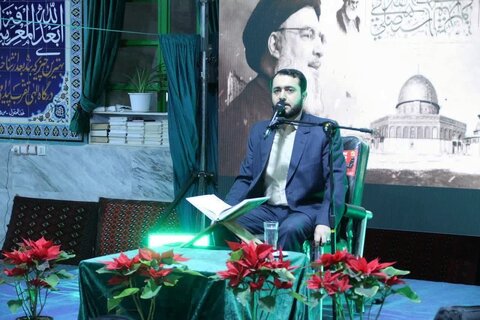 تصاویر / مراسم انس با قرآن بیاد  شهدای مقاومت درشهرستان آبیک