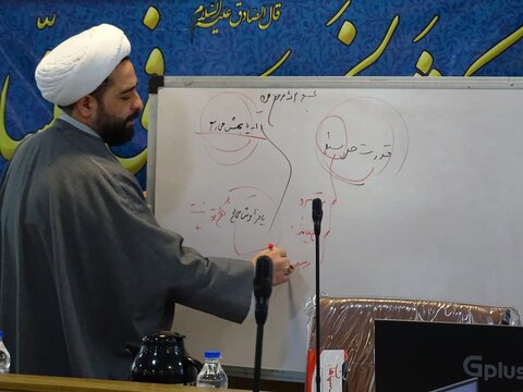 برگزاری نشست ره‌توشه‌ تبلیغی ماه مبارک رمضان