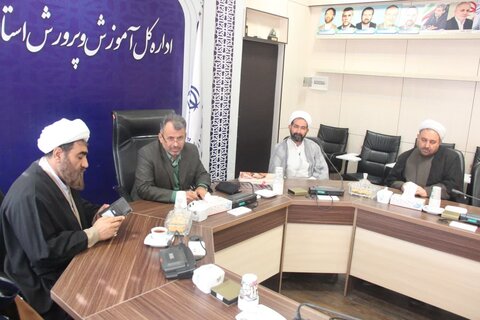 تصاویر / دیدار مدیر حوزه علمیه استان قزوین  با مدیر کل آموزش وپرورش استان قزوین