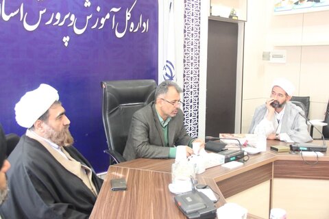 تصاویر / دیدار مدیر حوزه علمیه استان قزوین  با مدیر کل آموزش وپرورش استان قزوین