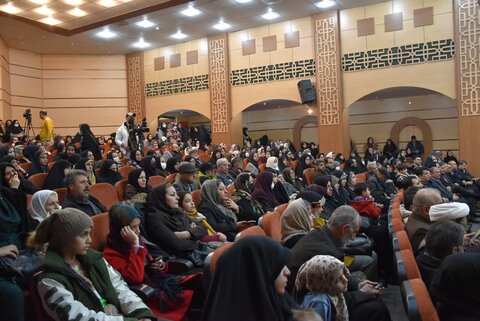 تصاویر/ برگزاری مراسم یادواره ۵۶۲ زن شهیده کردستان