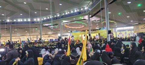 شرکت بانوان طلبه مدارس علمیه شهر اراک در رزمایش پیامبر اعظم (ص)
