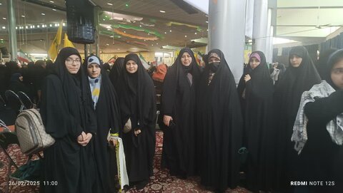 شرکت بانوان طلبه مدارس علمیه شهر اراک در رزمایش پیامبر اعظم (ص)
