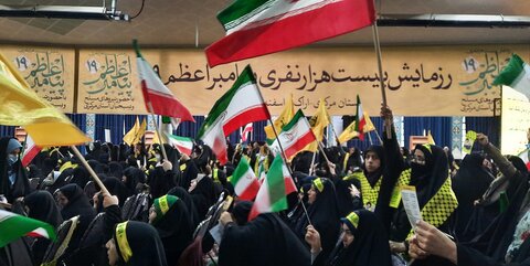 شرکت بانوان طلبه مدارس علمیه شهر اراک در رزمایش پیامبر اعظم (ص)
