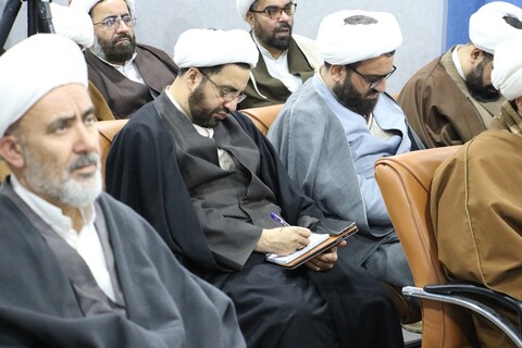 تصاویر| بازدید مدیران مدارس علمیه اصفهان از پارک علم و فناوری قم