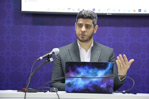 تصاویر| بازدید مدیران مدارس علمیه اصفهان از پارک علم و فناوری قم