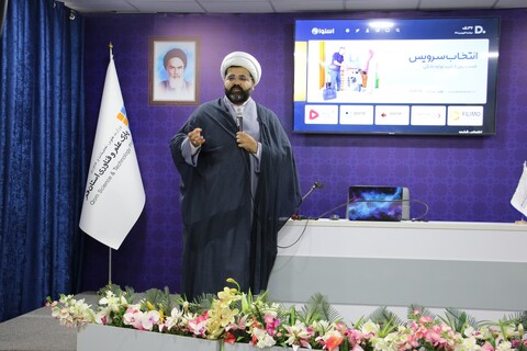 تصاویر| بازدید مدیران مدارس علمیه اصفهان از پارک علم و فناوری قم