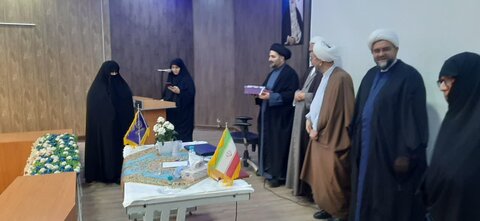 اجلاس مدیران، مؤسسین،رؤسا و اعضا هیات امنا مدارس علمیه خواهران استان کرمان