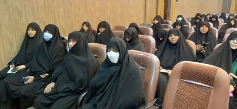 اجلاس مدیران، مؤسسین،رؤسا و اعضا هیات امنا مدارس علمیه خواهران استان کرمان