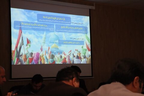 تصاویر/ برگزاری رویداد گفتمان سازی رسانه ای «زندگی با آیه ها» در آذربایجان شرقی