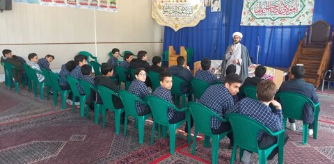 تصاویر/ جشن تکلیف دانش‌آموزان مدرسه خسروی حسینی آران و بیدگل