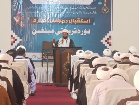 علماء و مبلغین معاشرے کی رہنمائی میں صفِ اول کا کردار ادا کریں؛ مولانا مہر لیاقت علی سیال قمی