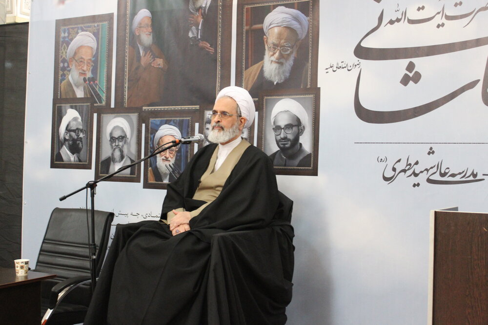 L'ayatollah Emami Kashani était l'une des figures célèbres de l'époque actuelle