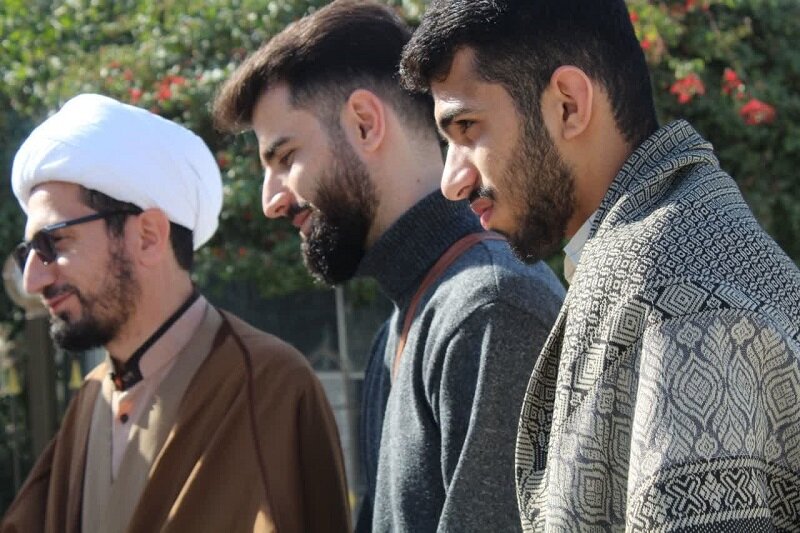 حضور کاروان زیارتی مدرسه علمیه حضرت باقرالعلوم(ع) سرپل ذهاب در عتبات عالیات