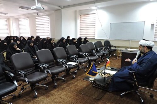 پژوهش، اساس و پایه تمام مسائل دینی است+ تصاویر