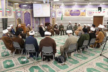 تصاویر / نشست مشترک روحانیون شهرستان آبیک با موضوع فرارسیدن ماه مبارک رمضان