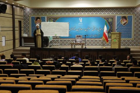 تصاویر/ دوره میثاق تربیتی طلاب پایه اول مدارس حوزه علمیه استان آذربایجان غربی