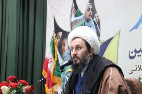 تصاویر/ اولین دوره معرفتی تشکیلاتی بانوی مجاهد در خوی