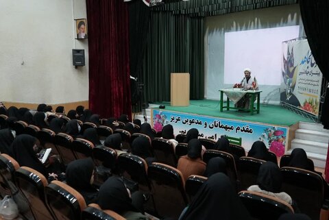 تصاویر/ اولین دوره معرفتی تشکیلاتی بانوی مجاهد در خوی