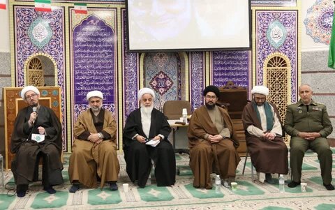 تصاویر / نشست مشترک روحانیون شهرستان آبیک با موضوع فرارسیدن ماه مبارک رمضان