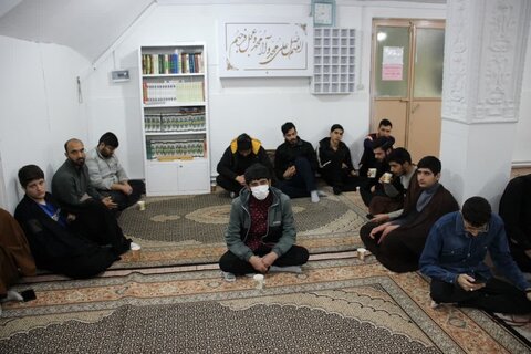 تصاویر/مراسم درس اخلاق هفتگی مدرسه علمیه امام صادق (ع) بیجار