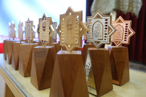 تصاویر/ آیین نکوداشت و اهدای جوایز برگزیدگان پنجمین جشنواره ملی عکس اشراق