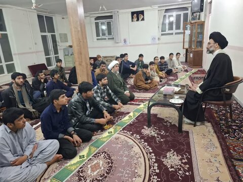 تصاویر/ اختتامیه میثاق طلبگی ۲ و پایش قرآنی و دانش افزایی طلاب در مدرسه علمیه امیرالمومنین (ع) آران و بیدگل