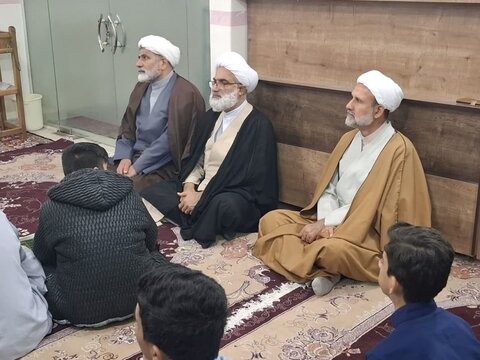 تصاویر/ اختتامیه میثاق طلبگی ۲ و پایش قرآنی و دانش افزایی طلاب در مدرسه علمیه امیرالمومنین (ع) آران و بیدگل