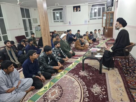 تصاویر/ اختتامیه میثاق طلبگی ۲ و پایش قرآنی و دانش افزایی طلاب در مدرسه علمیه امیرالمومنین (ع) آران و بیدگل