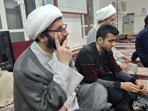 تصاویر/ اختتامیه میثاق طلبگی ۲ و پایش قرآنی و دانش افزایی طلاب در مدرسه علمیه امیرالمومنین (ع) آران و بیدگل