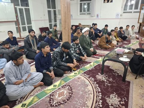 تصاویر/ اختتامیه میثاق طلبگی ۲ و پایش قرآنی و دانش افزایی طلاب در مدرسه علمیه امیرالمومنین (ع) آران و بیدگل