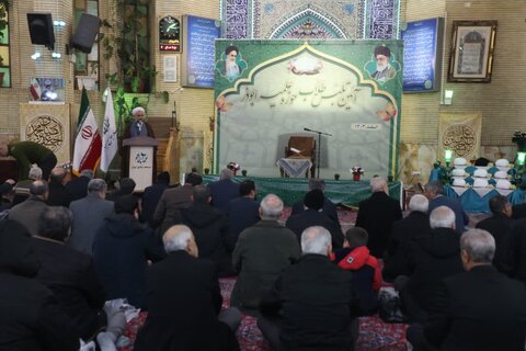 تصاویر برگزاری آیین عمامه گذاری طلاب مدرسه علمیه ابوذر تهران