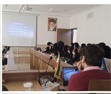 طلاب زنجانی با کاربردهای هوش مصنوعی در تولید محتوا آشنا شدند